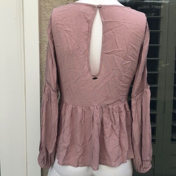 O’Neil Wonder Cutout Sleeve Top Size XS - Picture 7 of 11